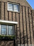Voorgevel: mooie verticale accenten.
<br/>
Gert-Jan Lobbes, 2017